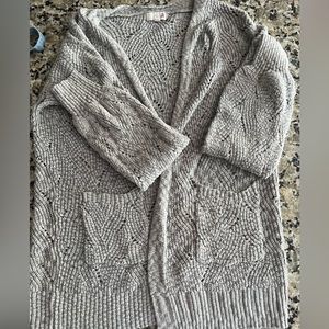 Chunky cardigan. Think Taylor Swift chunky cardigan 😉